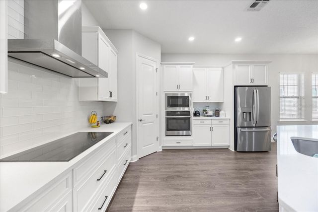 8626 DUBOCHET STREET, Orlando, FL 32827