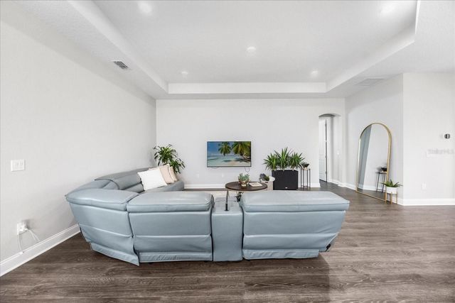 8626 DUBOCHET STREET, Orlando, FL 32827