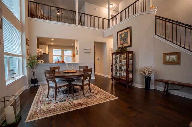 1215 Davis ST, Taylor, TX 76574