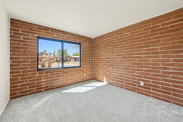 7751 E Elida Street, Tucson, AZ 85715