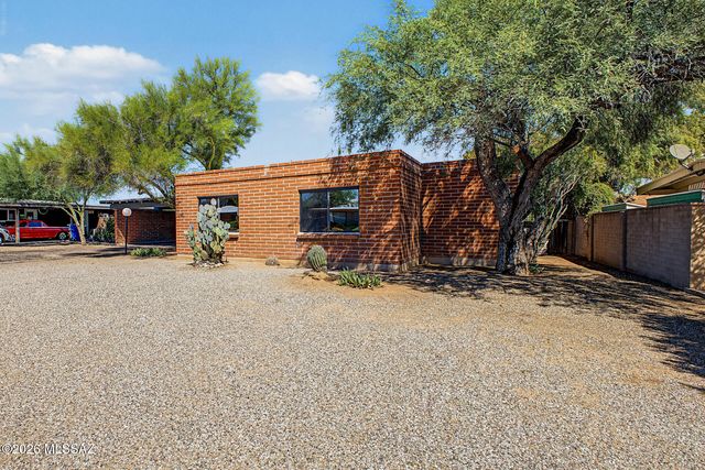 7751 E Elida Street, Tucson, AZ 85715