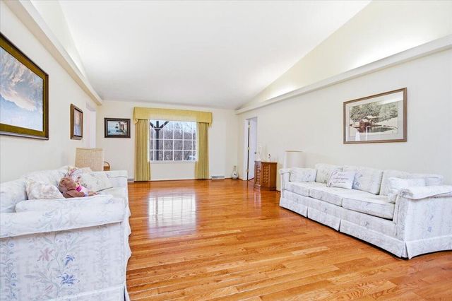 283 Orchard Lake DR, Daleville, VA 24083