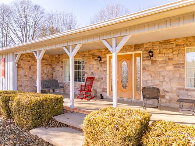 283 Orchard Lake DR, Daleville, VA 24083