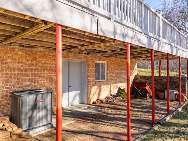 283 Orchard Lake DR, Daleville, VA 24083