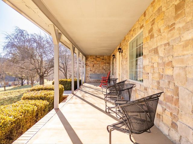 283 Orchard Lake DR, Daleville, VA 24083