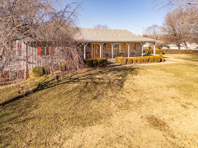 283 Orchard Lake DR, Daleville, VA 24083