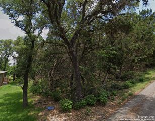 532 Shady Oak, Canyon Lake, TX 78133