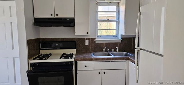 6148 S Madison Place 6148D, Tulsa, OK 74136