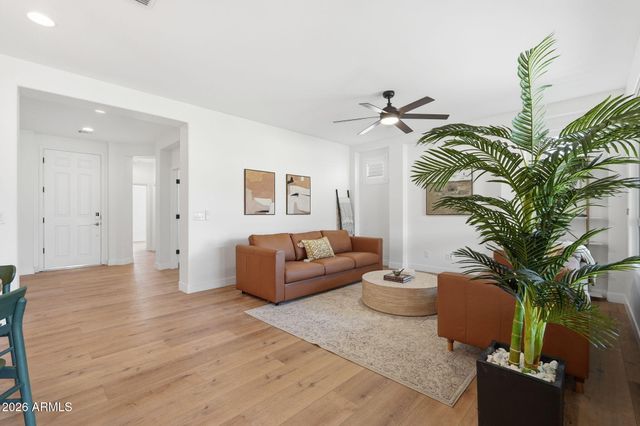 156 E LEVERENZ Avenue, Queen Creek, AZ 85140