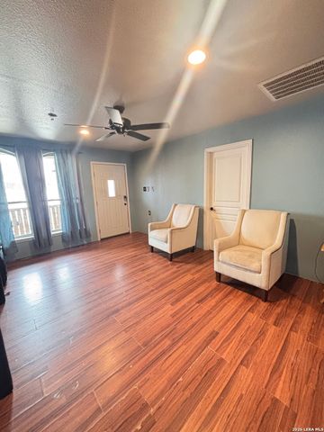 23038 Grand Spring Dr, Elmendorf, TX 78112