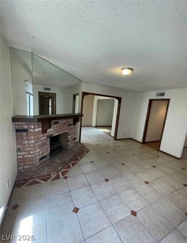 600 Woodmount Drive, Las Vegas, NV 89107