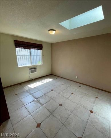 600 Woodmount Drive, Las Vegas, NV 89107