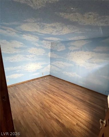 600 Woodmount Drive, Las Vegas, NV 89107