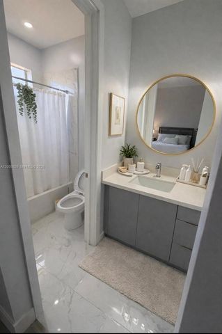 2244 NE 42nd Ave 2244, Homestead, FL 33033