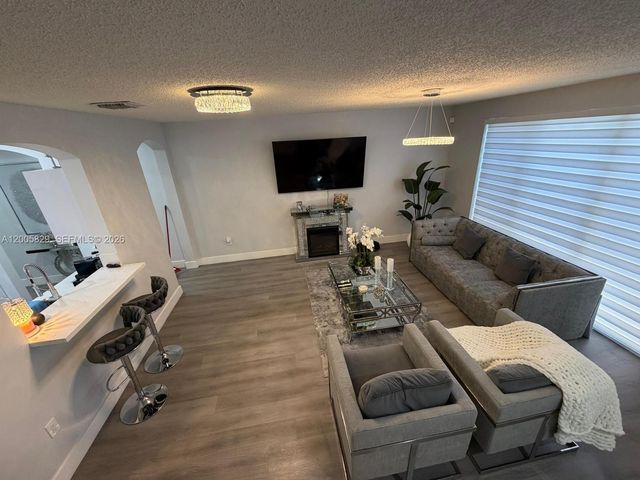 2244 NE 42nd Ave 2244, Homestead, FL 33033