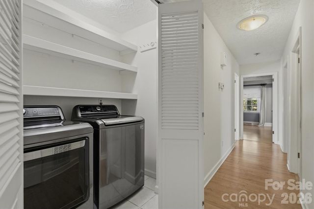 1750 10th Street Court NW, Hickory, NC 28601