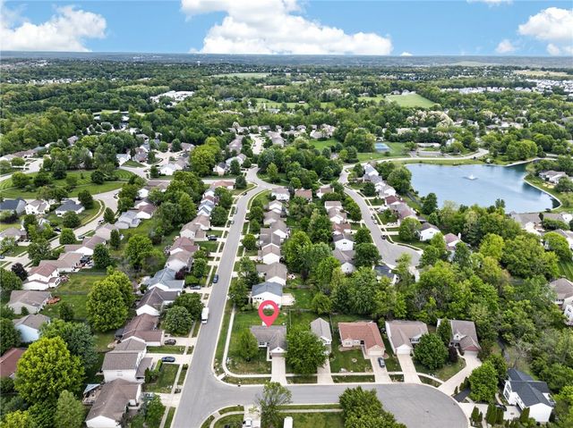 898 Pine Needle Place, Hamilton Twp, OH 45039