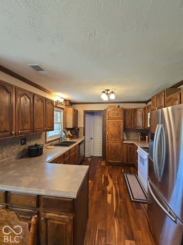 3342 Hillcrest Drive, Indianapolis, IN 46227