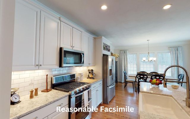 78 Lantern Drive, Sandown, NH 03873