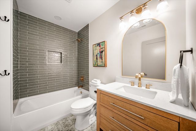 2910 Simmons Ave, Nashville, TN 37211