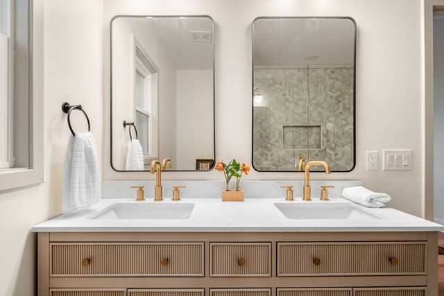 2910 Simmons Ave, Nashville, TN 37211