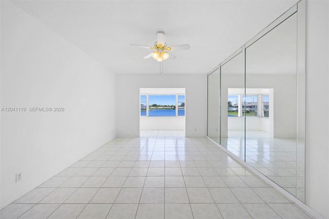 1116 Lake Ter 208, Boynton Beach, FL 33426
