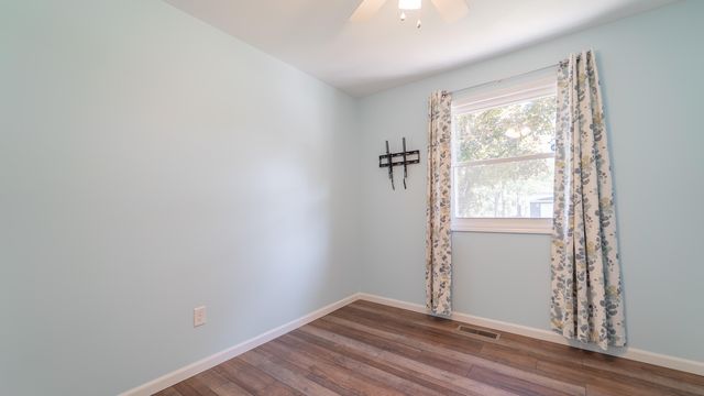 654 Nome Road, Valparaiso, IN 46385