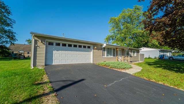 654 Nome Road, Valparaiso, IN 46385