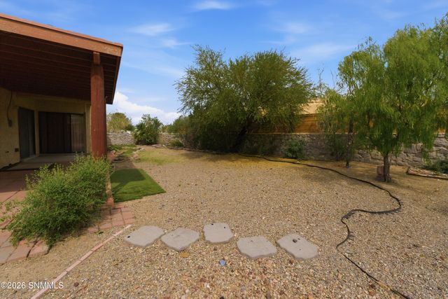 2130 Foxtail Pine Drive, Las Cruces, NM 88012