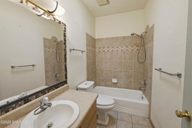 2130 Foxtail Pine Drive, Las Cruces, NM 88012