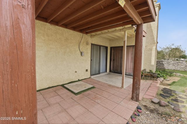 2130 Foxtail Pine Drive, Las Cruces, NM 88012