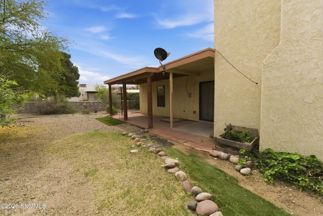 2130 Foxtail Pine Drive, Las Cruces, NM 88012