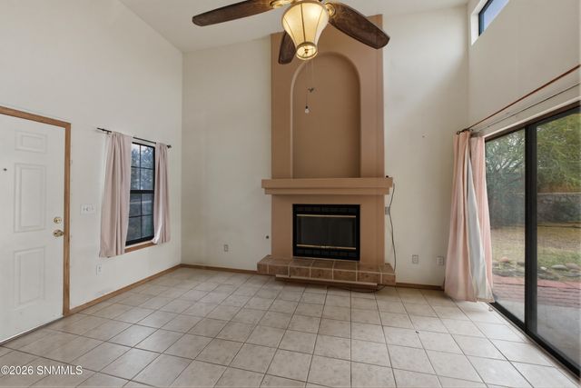 2130 Foxtail Pine Drive, Las Cruces, NM 88012