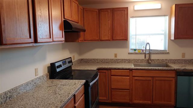 7612 NW 30th Street, Bethany, OK 73008