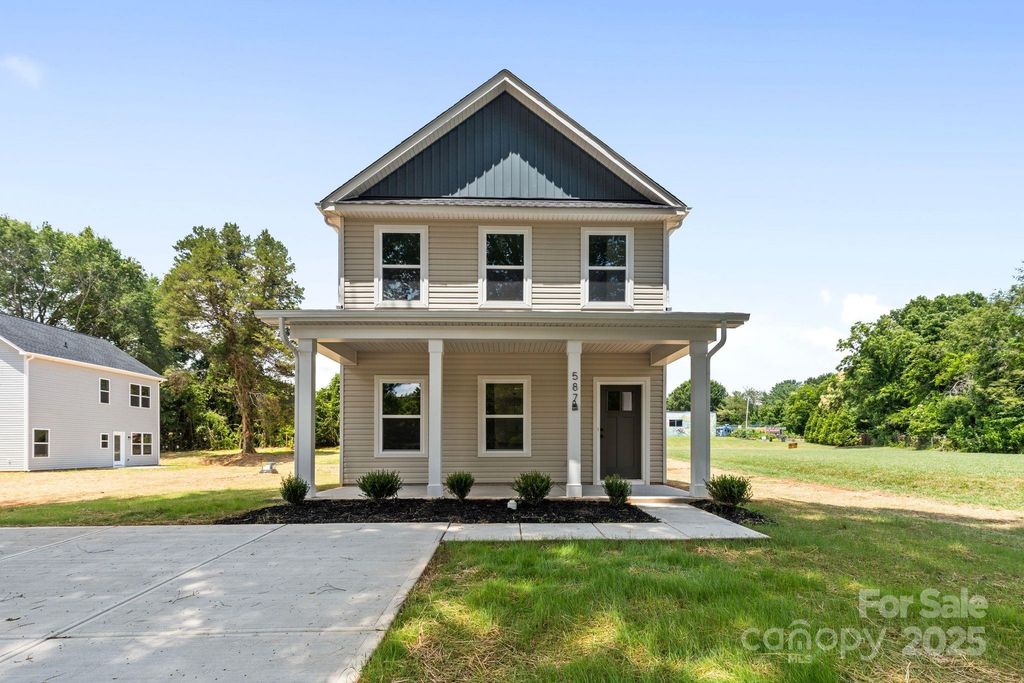 587 Hartness Road, Statesville, NC 28677