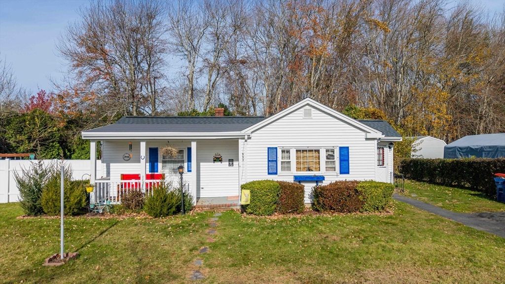 953 Phillips Rd, New Bedford, MA 02745