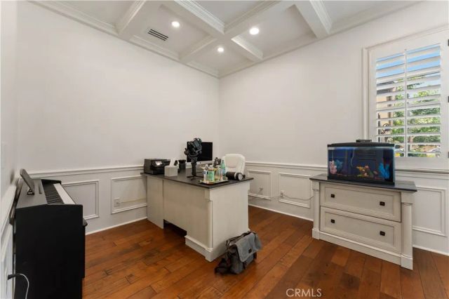 4358 Fairlawn Drive, La Canada Flintridge, CA 91011