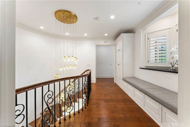 4358 Fairlawn Drive, La Canada Flintridge, CA 91011