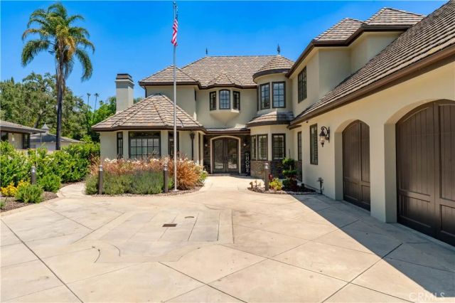 4358 Fairlawn Drive, La Canada Flintridge, CA 91011
