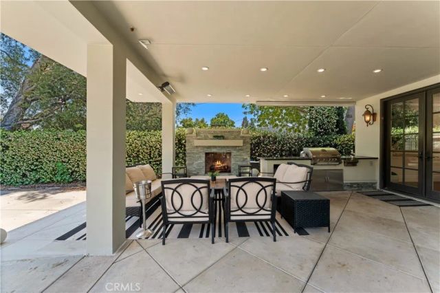 4358 Fairlawn Drive, La Canada Flintridge, CA 91011