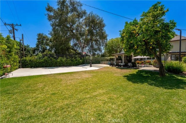 4358 Fairlawn Drive, La Canada Flintridge, CA 91011