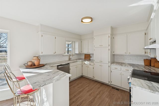 15303 E 440 Road, Claremore, OK 74017