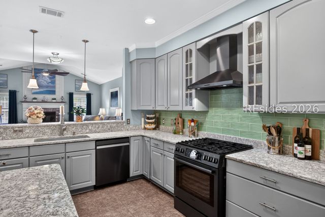 1124 Otter Cir, Beaufort, SC 29902