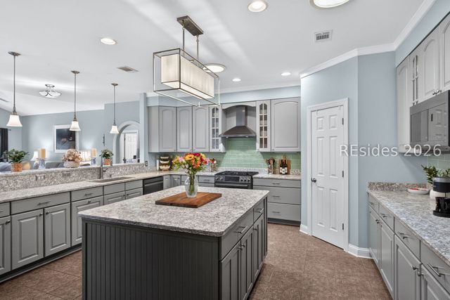1124 Otter Cir, Beaufort, SC 29902