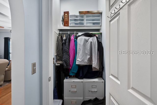 1124 Otter Cir, Beaufort, SC 29902