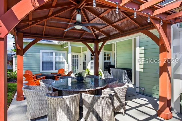 1124 Otter Cir, Beaufort, SC 29902
