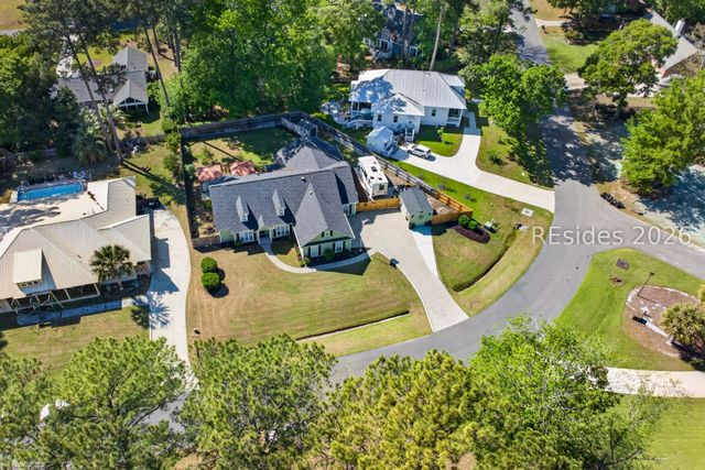 1124 Otter Cir, Beaufort, SC 29902