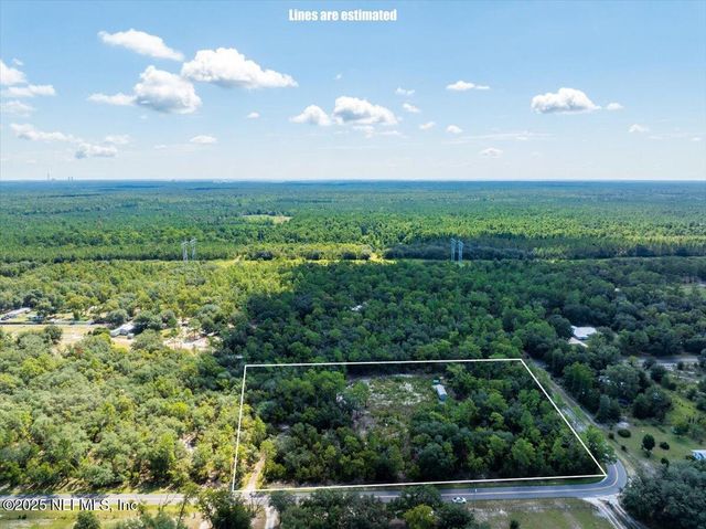 124 DAREN Drive, Palatka, FL 32177