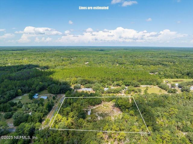 124 DAREN Drive, Palatka, FL 32177