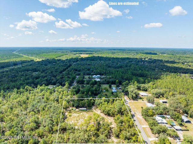124 DAREN Drive, Palatka, FL 32177